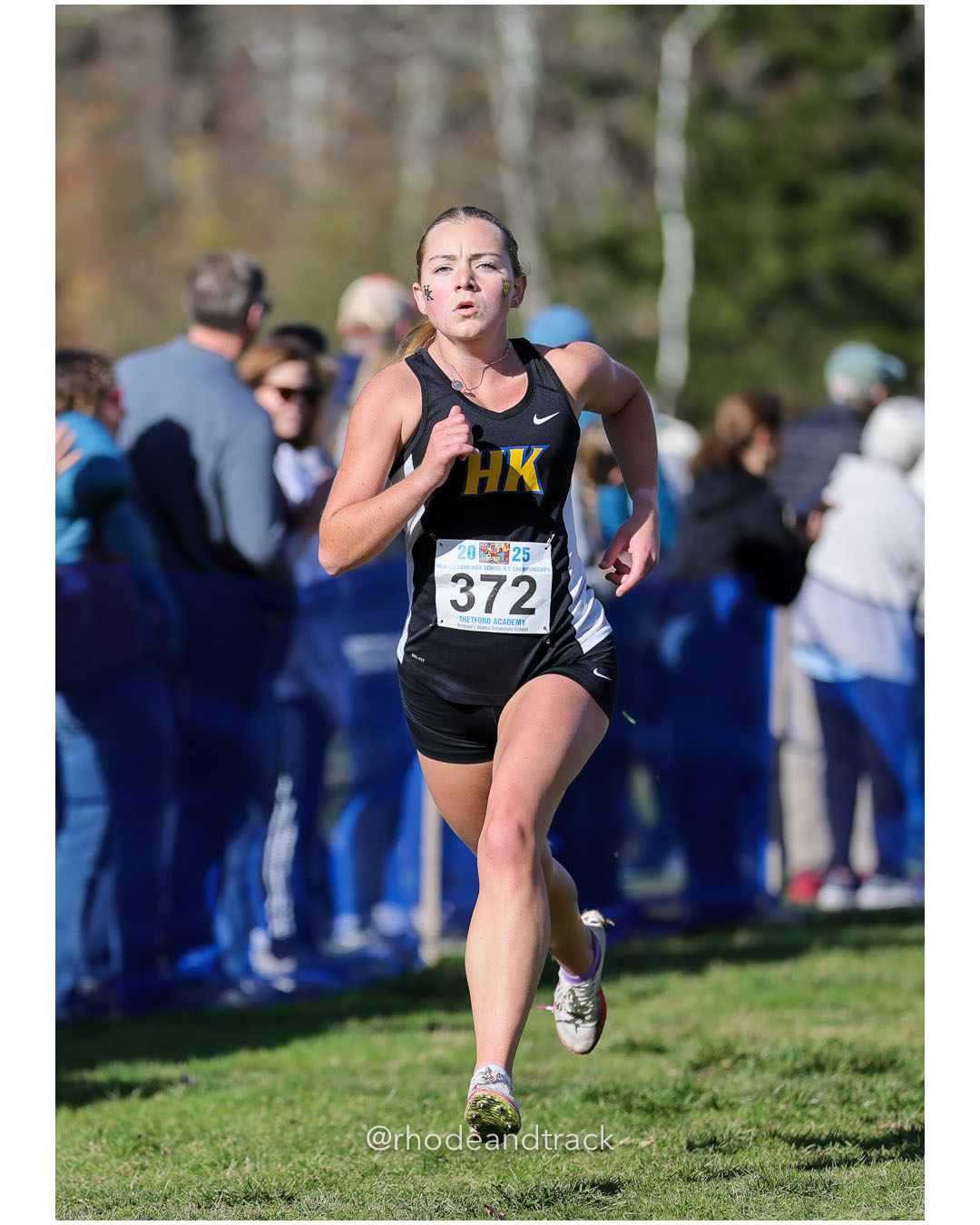 Amelia Riggs, Haddam-Killingworth, P212, 23:26.02 - New England Cross Country State Championship - Thetford Vt - November 8, 2025 File: ./dir-1-Girls-Championship/251108-2025-New England-Cross-Country-Championships-Thetford-VT-382-296A6535.jpg Amelia Riggs, Haddam-Killingworth, P212, 23:26.02 - New England Cross Country State Championship - Thetford Vt - November 8, 2025 – 2025 Ne…